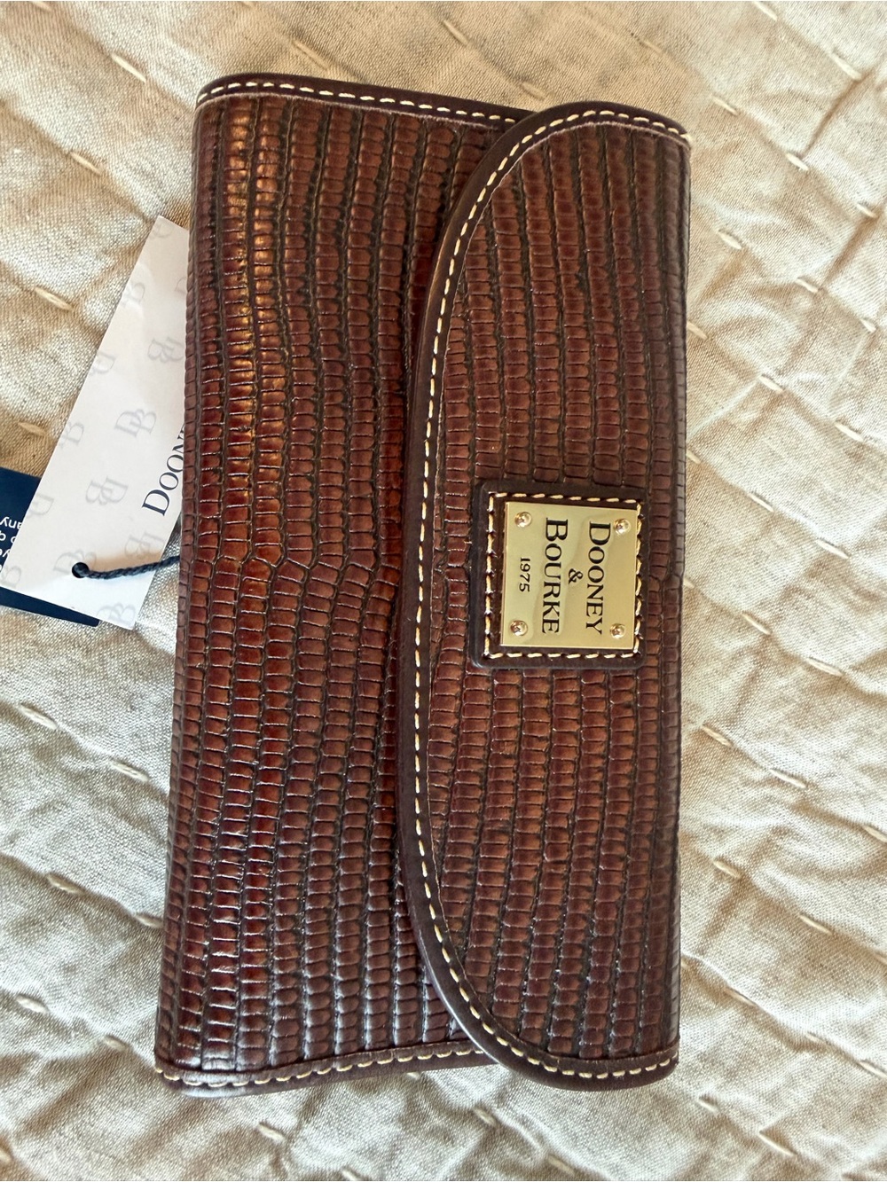 Dooney & Bourke NWT Brown Lizard Embossed Leather Wallet - Picture 7 of 7